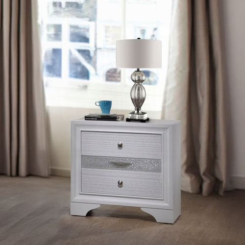 Buro Naima Blanco