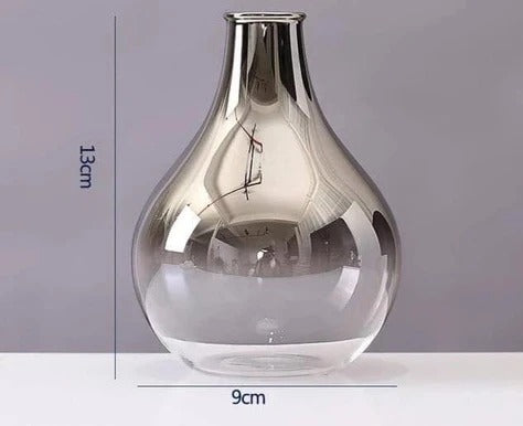 Jarrón de cristal decorativo con diseño degradado plateado