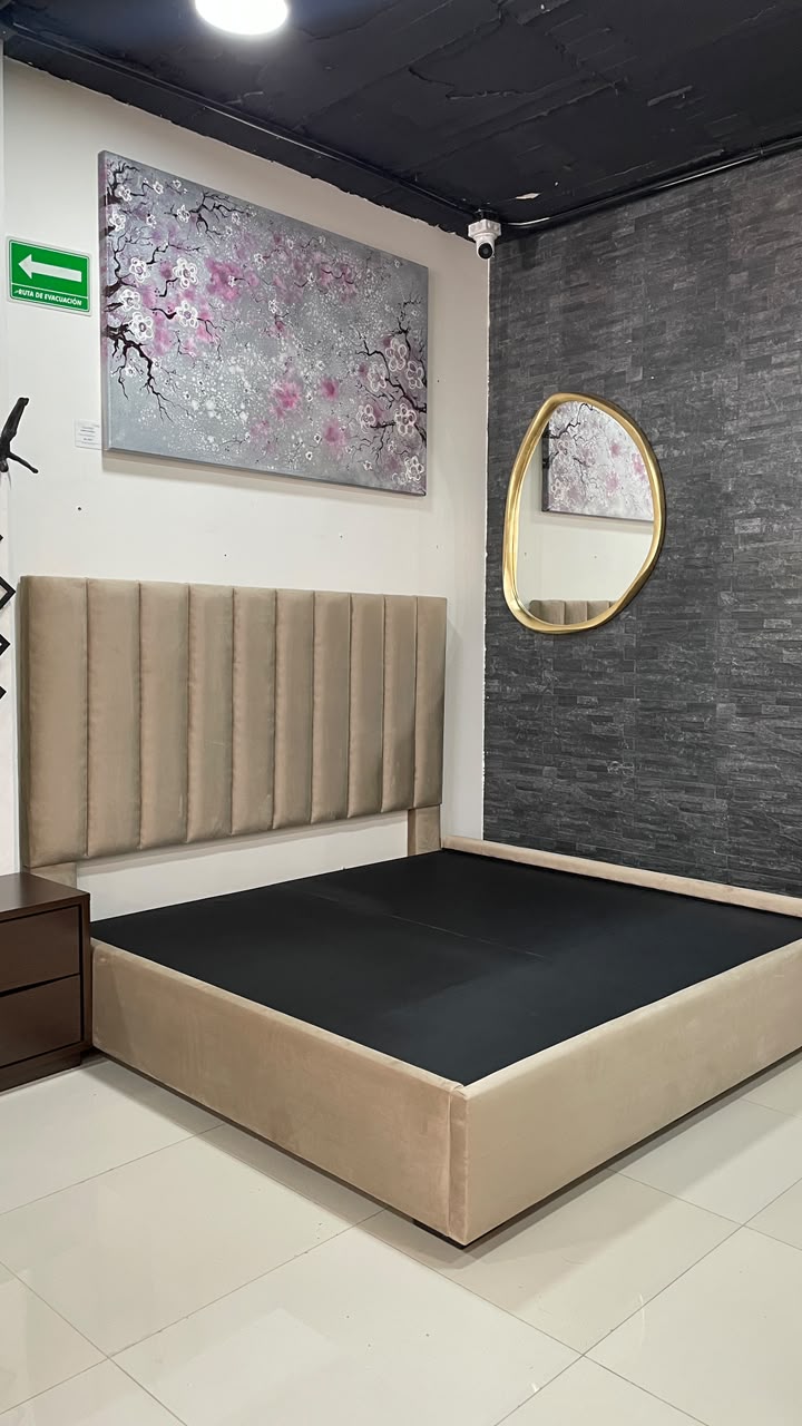 CAMA DISEÑO RECTANGULAR KING ARENA